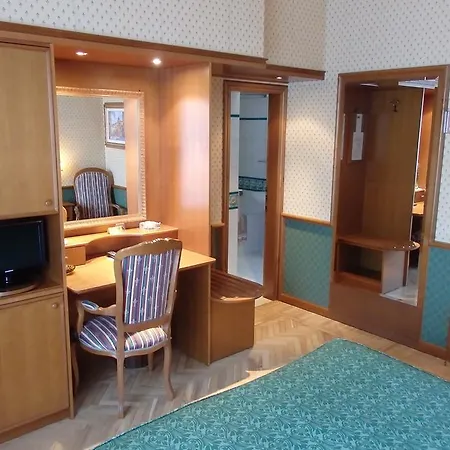 Belvedere Отель 4*